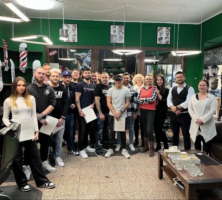 Barber Akademie — výuka a praxe 5